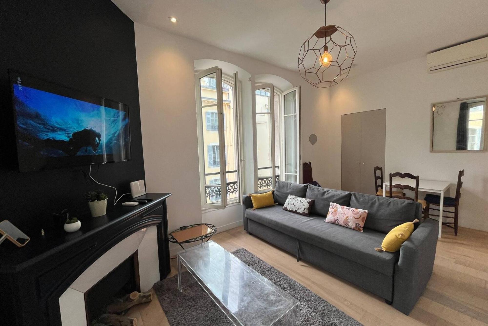 2 Pieces Hypercentre Gioffredo Appartement Nice